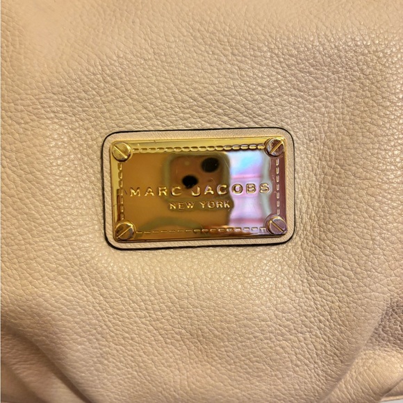 🔥Marc By Marc Jacobs Classic Q Nude Shoulder Bag PRICED TO SELL - Picture 4 of 9